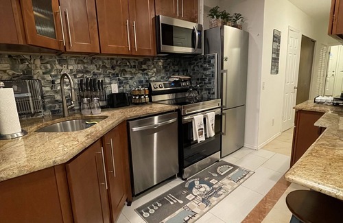 Bushwick House | Modern Rental Brooklyn's Hidden GEM