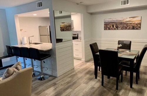 Villas Condo | Modern rental close to Downtown and Fort Myers Beach