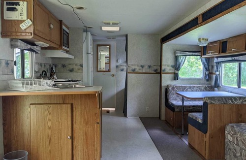 Cloyne House | Modern Rental Trailer at Bon Echo Family Campground (The Prowler)