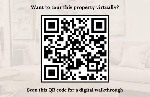 Southwest Edmonton Apartment | Modern Retreat - 3 King Beds - Garage - WiFi - Sleeps 10