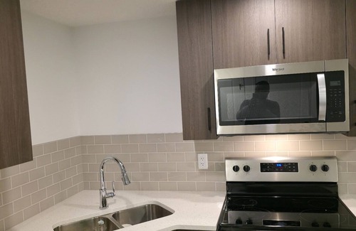 Calgary Apartment | Modern Retreat Central Location All the Comforts of Home
