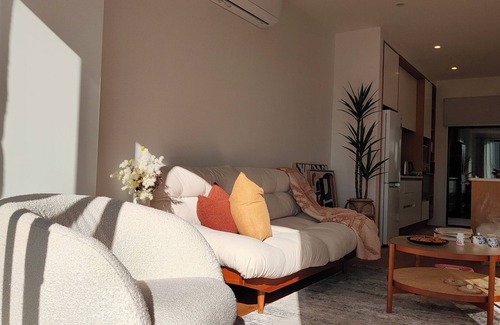 Greenlane - Ellerslie House | Modern Retreat in One Tree Hill