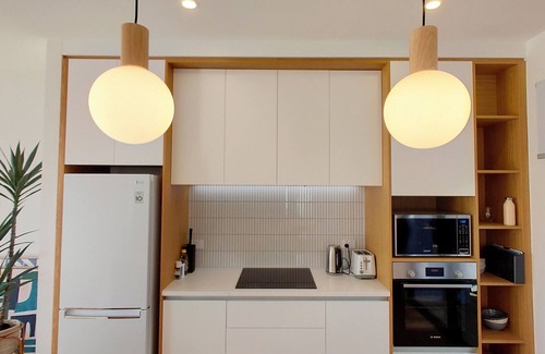 Greenlane - Ellerslie House | Modern Retreat in One Tree Hill
