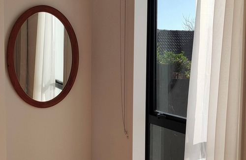 Greenlane - Ellerslie House | Modern Retreat in One Tree Hill
