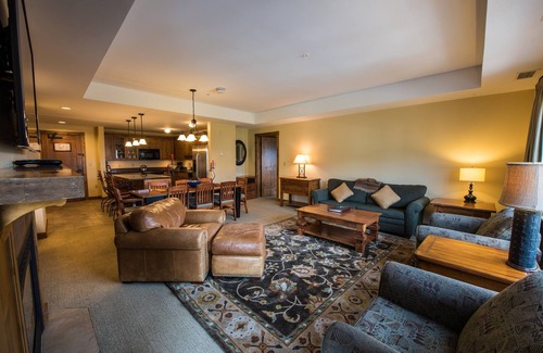 Crested Butte Cabin | Modern Retreat near the Slopes | Pool, Hot Tub