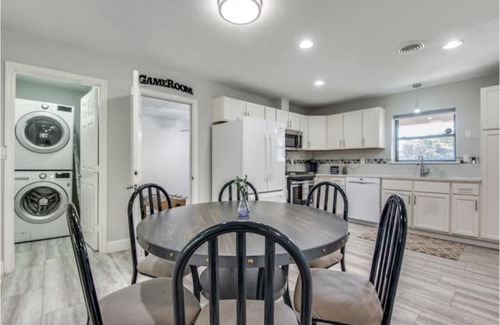 Northwest Dallas House | Modern, Roomy, Game Room, Patio, Family Home, On-Site Parking