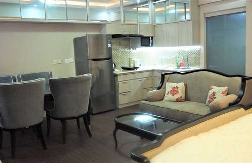 Semarang Apartment | Modern roomy studio apartment