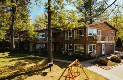 Mayfield House | Modern Rustic-Spider Lake-Pontoon Rentals