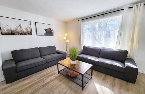 Cambridge House | Modern Sanctuary in Southwood
