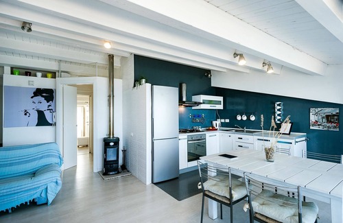 Marzamemi Apartment | Modern seafront apartment with panoramic terrace