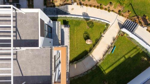 Esentepe Apartment | Modern Seaside Apartment with Walking Distance to the Beach