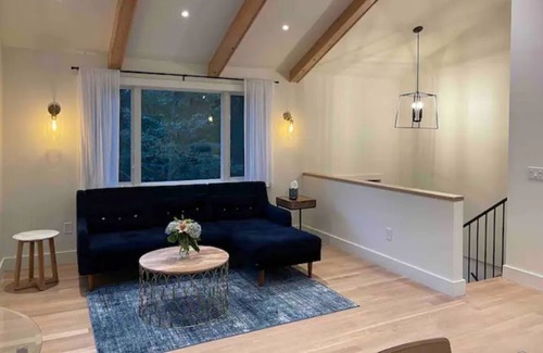 Garrison House | Modern & secluded with a private outdoor hot tub and sauna!