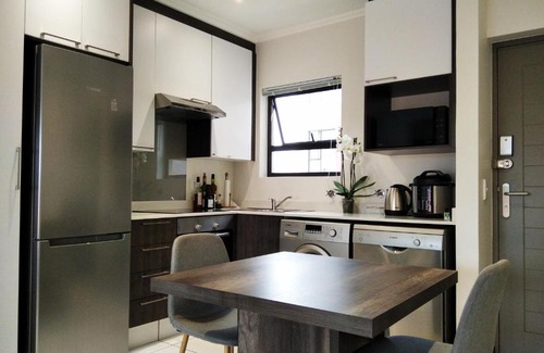 Lone Hill Apartment | Modern, secure and amazing apartment in Fourways