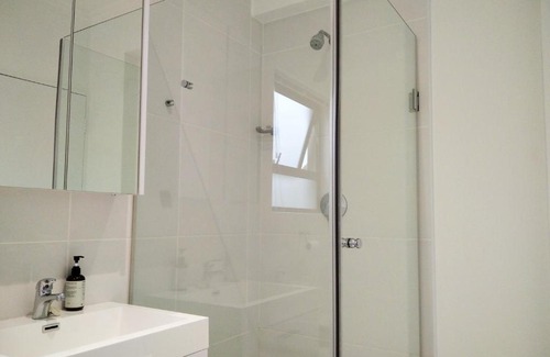 Lone Hill Apartment | Modern, secure and amazing apartment in Fourways