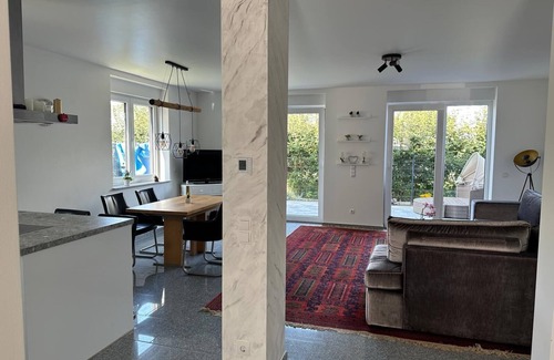 Mainz-Bingen Apartment | Modern semi-detached house in Oppenheim, good connections to Mainz.