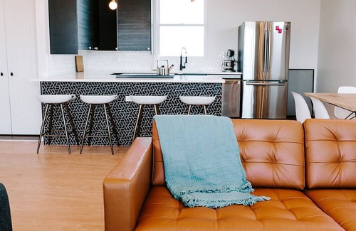 Chaffee Park Apartment | Modern Shipping Container Guest House w/City Views
