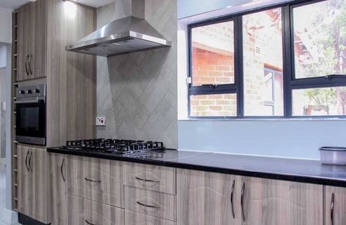 Harare House | Modern Solar Powered Home