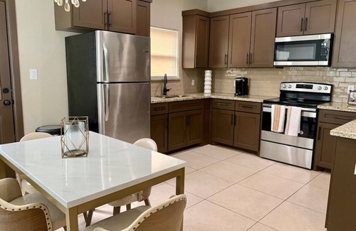 McAllen Condo | ✨Modern & Spacious ✨2Bed/2Bath With Prime Location