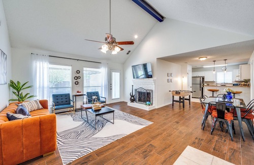 Frisco House | Modern & Spacious 3BD/2BA Luxury in Central Frisco