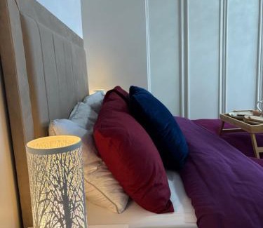 Bracknell Apartment | Modern & Spacious 3BR House Bracknell - Berkshire