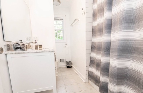 Parkland House | Modern&Spacious 4BD House w/ Patio