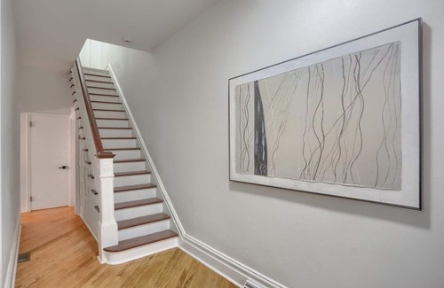 Pittsburgh House | Modern & Spacious 4BD House in Pittsburgh w/Prkg