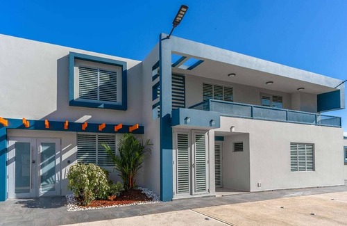 Dorado Pueblo Villa | Modern & Spacious 4BR Villa 1 near the Beach pool