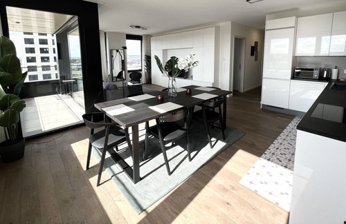Gasperich Apartment | Modern&Spacious Apt with Gym&Pool ID235