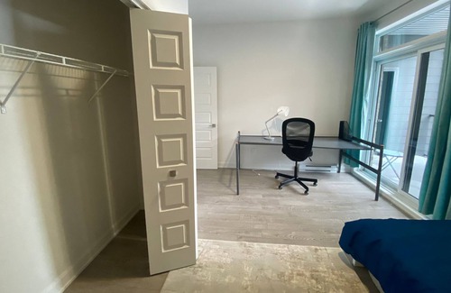 Blainville Condo | Modern spacious condo, lots of light, between Montréal & beautiful Laurentians