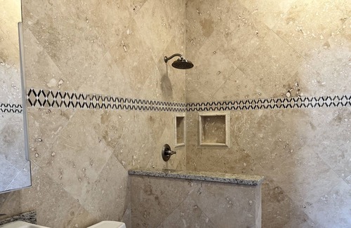 Del Rio Other | Modern Spacious Farmhouse: Jacuzzi & HUGE Outdoor Kitchen!