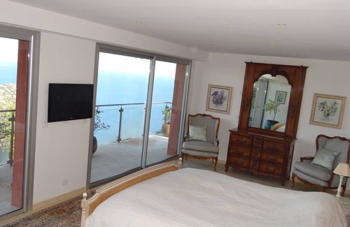 Espero-Pax Villa | Modern Spacious 4 Ensuite Bedroom Villa with spectacular views