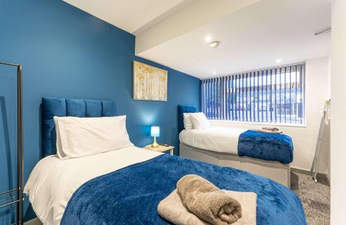 Wyken House | Modern & Spacious 4 Bedroom Home in Coventry