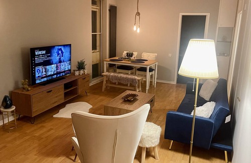 West Putney Apartment | Modern, spacious & luxurious sunny flat in London