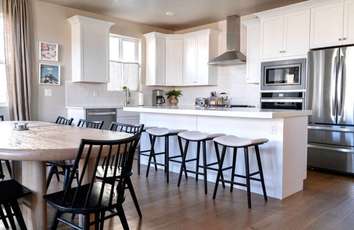 Park City House | Modern & Spacious Park City home