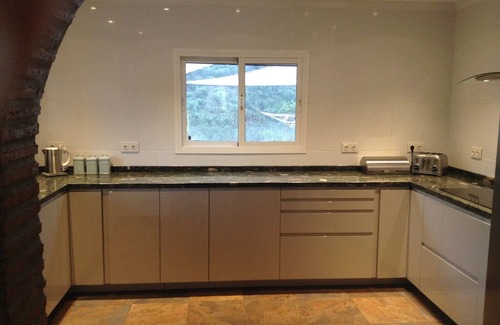 Comares Villa | Modern Spacious Rural Villa With Private Pool, Hot Tub and WiFi