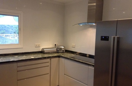 Comares Villa | Modern Spacious Rural Villa With Private Pool, Hot Tub and WiFi