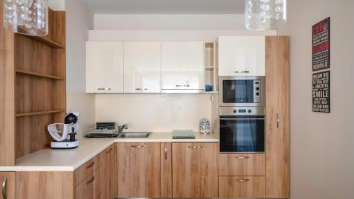 Vitosha District Apartment | Modern & Spacious Stay with Free Parking by Flat Mаnager