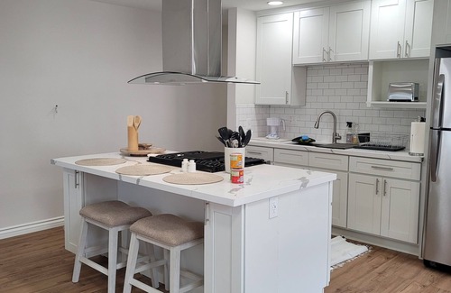 Ventura House | Modern Spanish Bungalow Near Beach & Downtown Ventura!