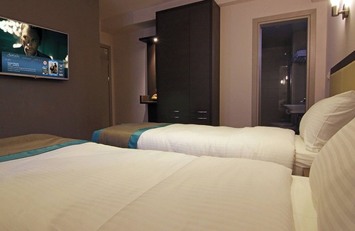 Centar Hotel | Modern Stay in Skopje with Free Breakfast & Steps from Kale Fortress