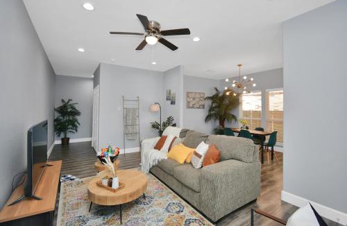 Southeast Houston House | Modern Stay Near Nrg, Medical Center & Downtown