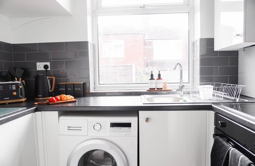 Clayton House | Modern Stays in Manchester