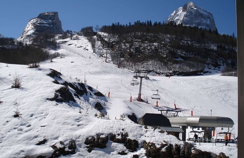 Eaux-Bonnes Apartment | Modern studio 6 pers with terrace at the foot of the slopes