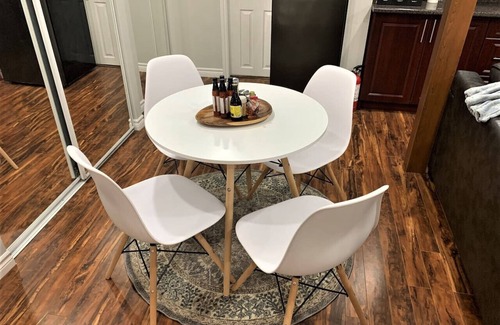 Hurontario Condo | Modern Studio Bsmt Unit @ The Heart of Mississauga