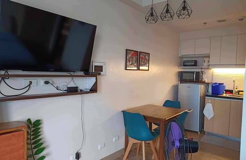 Iloilo Condo | Modern Studio Condo near Festive Walk Iloilo City