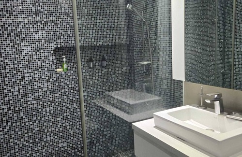 Patong Resort | Modern Studio Condo with private Rooftop Terrace and Jacuzzi