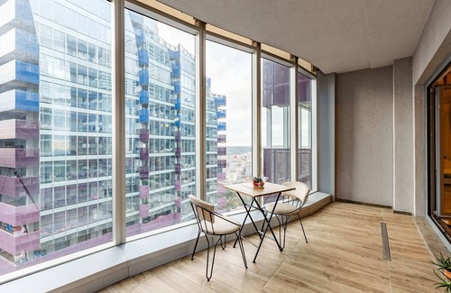 Maslak Apartment | Modern Studio Flat with City View in Sariyer