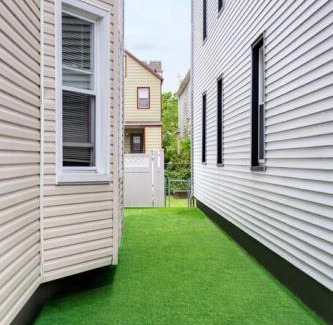 Bayonne Apartment | Modern Studio Getaway 20 MINS to NYC 10MIN EWR