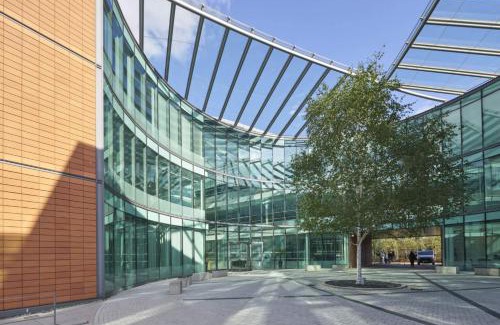 Bracknell Apartment | Modern Studio in Bracknell with free Parking