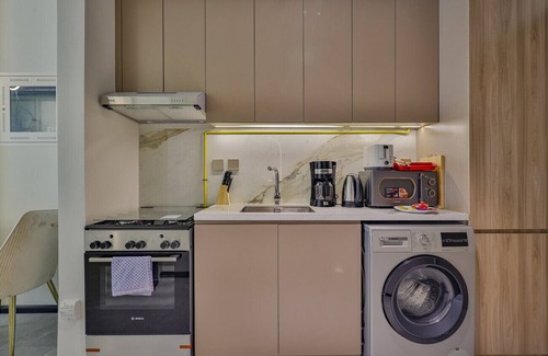 Al Barsha Apartment | Modern Studio in Burj View Residence, Arjan