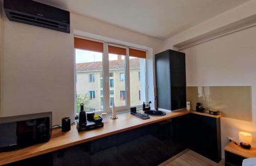 Onesti Apartment | Modern Studio Onești